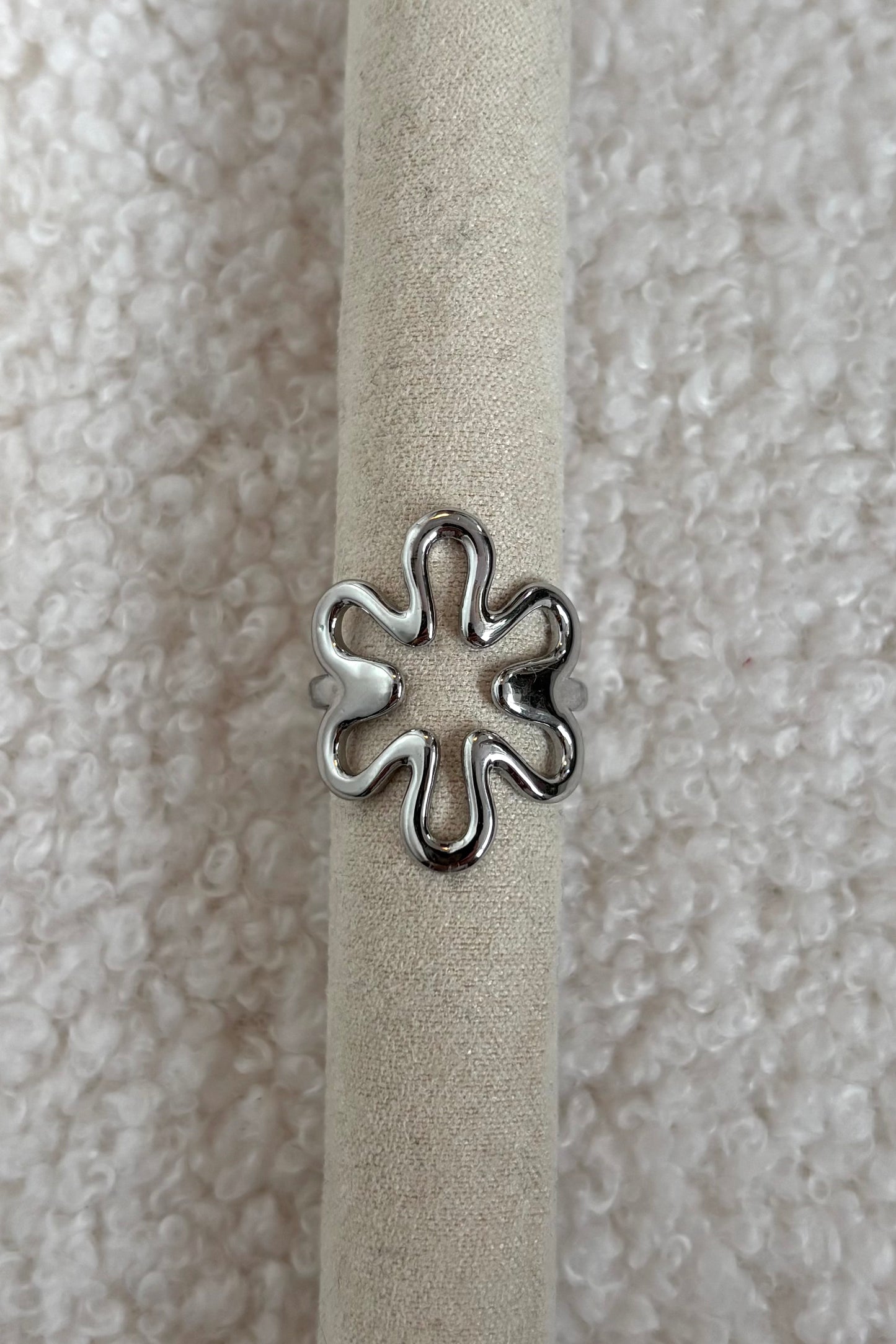Blooming ring zilver